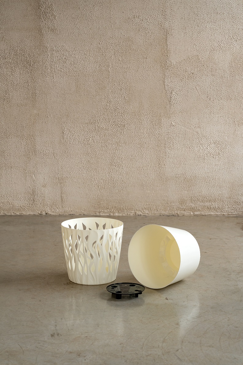 Кашпо пластм. "Winds" 20л d верха 340мм h310мм со вставкой 18,7л Белоснеж. жасмин IG652110048 *1/9