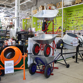 Тачка садовая одноколесная AGROBIO, 70 кг, 85 л