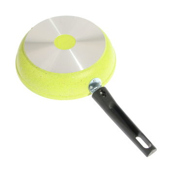 Сковорода алюм. а/приг.литая Kukmara "Trendy style" Lime d22см съемн.ручка 221tsl *1/5 Сковорода алюм. а/приг.литая Kukmara "Trendy style" Lime d22см съемн.ручка 221tsl *1/5