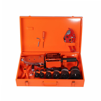 Аппарат для сварки пласт.труб PATRIOT PW 205 (2000Вт, 6 нас., резак д/труб) кейс*1/3