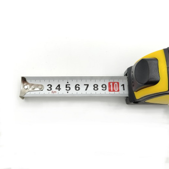 Рулетка 10м х25мм резино-пластик корпус стальная лента автостоп магнит артYK010250M Novocraft*1/6/60